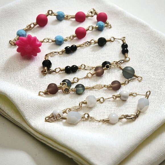 Bundle of 4 Handmade 90s Retro Beaded Bracelets – Gold Tone Wire, Vintage Vibes - Picture 1 of 16